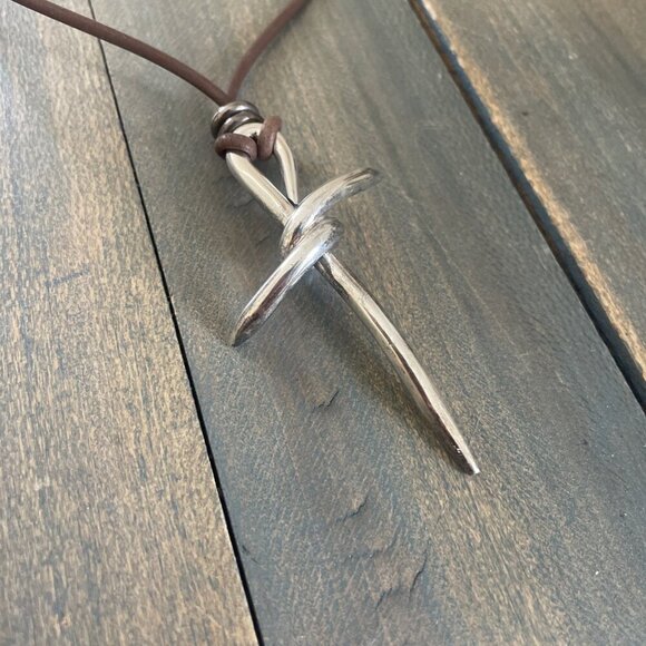 Rustic Silver Barbed Wire Twisted Nail Cross w/16” Leather Necklace (W8) - Picture 2 of 7